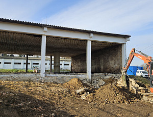 Rekonstrukce haly na farmě chovu prasat